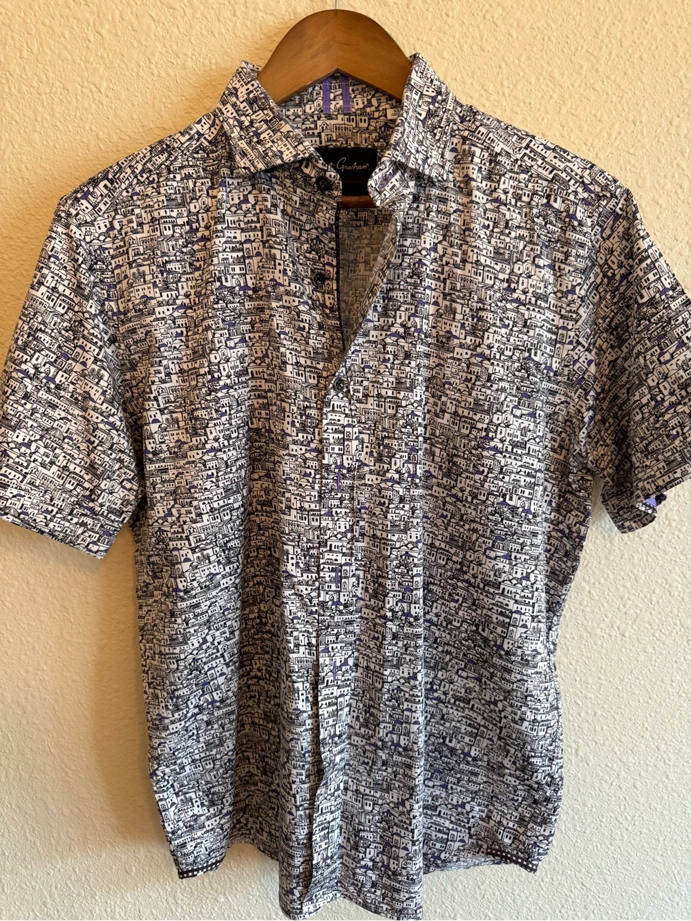 Robert Graham Short-Sleeve Button-Down Shirt